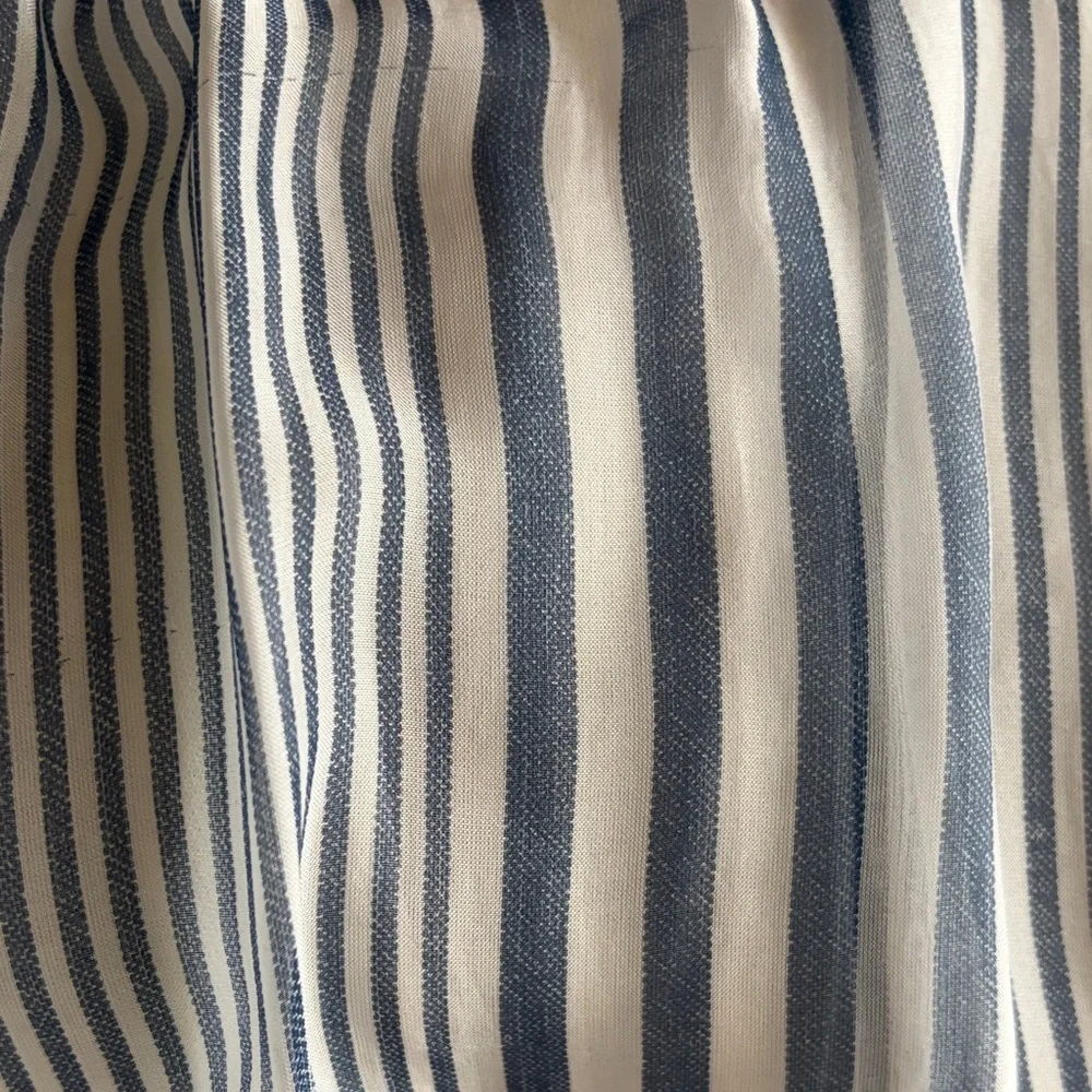 Elegant Striped Maxi Dress - Picture 6 of 6
